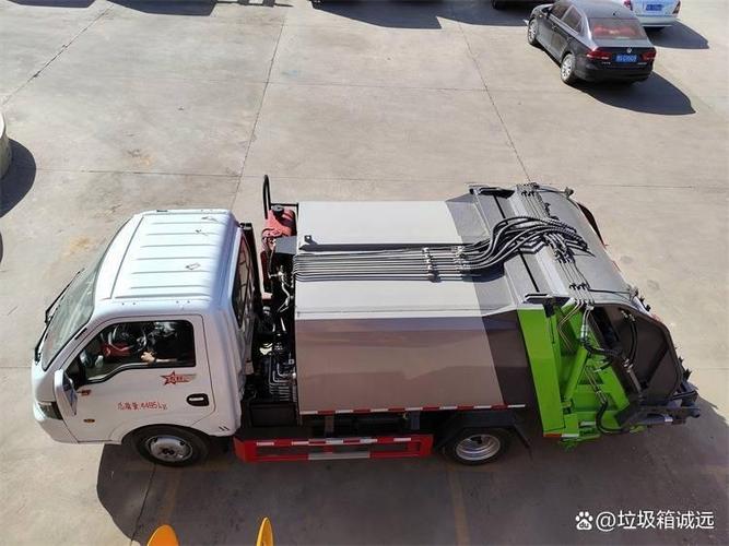 贵州东风途逸压缩垃圾车 城乡环卫高效解决方案