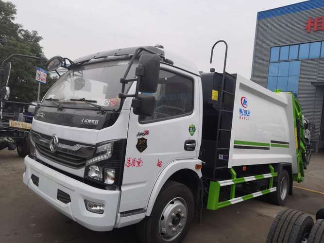 东风国六5吨压缩垃圾车 车型图片解析与产品详解